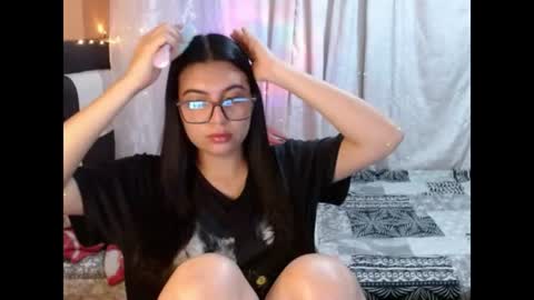 valentinasmith18 online show from July 7, 5:33 am