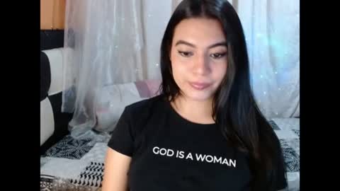 valentinasmith18 online show from August 3, 2:07 am