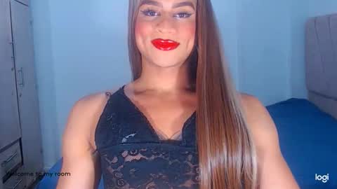CLOE VALENTINA online show from May 27, 10:01 pm