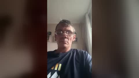 valentinsvans7 online show from August 8, 3:28 am