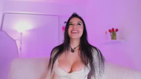 Valeria Londoo online show from August 15, 2:48 am
