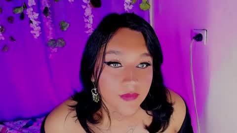 valeria_hernandez_19 online show from July 3, 3:03 pm