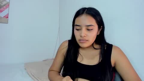 valeria_miller69 online show from June 12, 8:38 pm