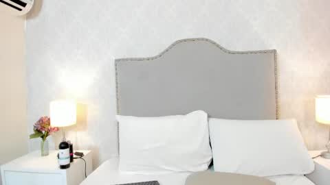 valeriaarosee online show from August 15, 4:44 pm