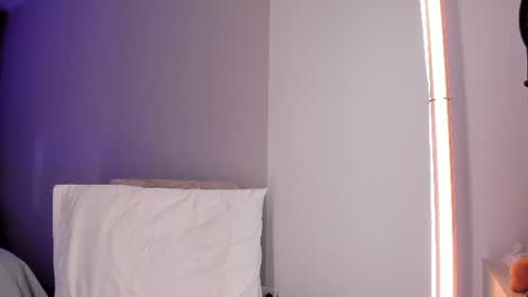 valeriaortegaa online show from August 8, 2:28 pm