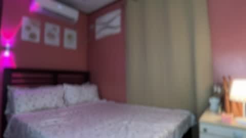 valerieriches online show from July 16, 11:55 am