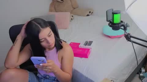 valerihouse_ online show from July 31, 1:45 am