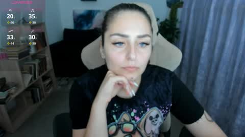 Valerie online show from May 25, 2:30 pm