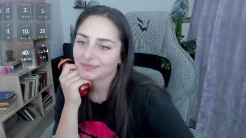Valerie online show from August 13, 9:51 pm