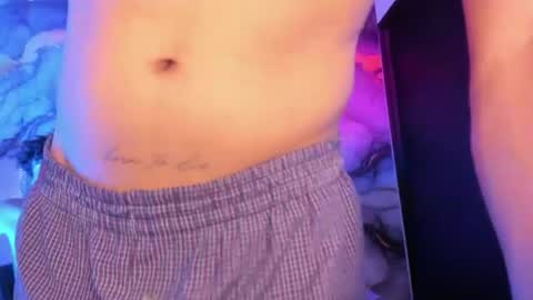 valerios_ online show from August 12, 4:15 am