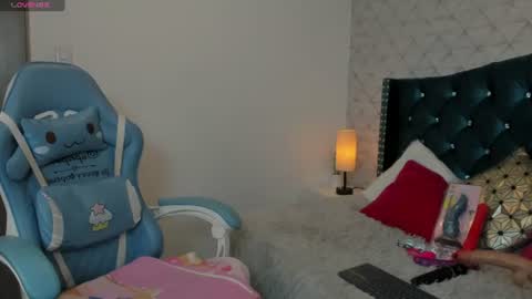 Valery online show from August 7, 8:09 pm