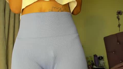 valery_roouse online show from August 11, 11:07 pm