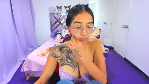 valery online show from August 14, 12:36 am