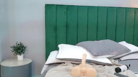 Valerya Collem online show from August 7, 4:01 am