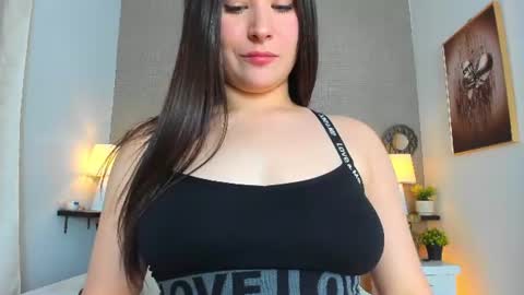 valery online show from August 13, 3:42 am