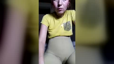 valerylyma77 online show from July 21, 9:22 am