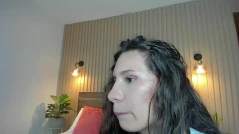 valeryn rosse online show from August 11, 6:15 am