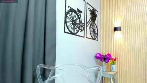 valery online show from August 14, 10:13 pm
