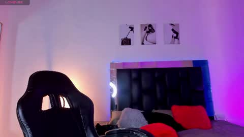 ValeryTs1 online show from August 9, 5:36 pm