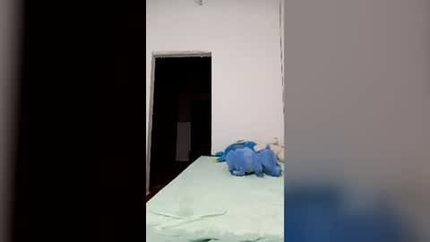 valesaenz online show from July 27, 5:57 am