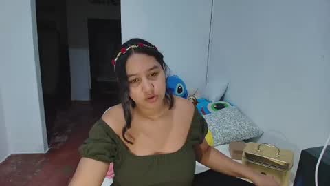 valesaenz online show from July 31, 5:36 am