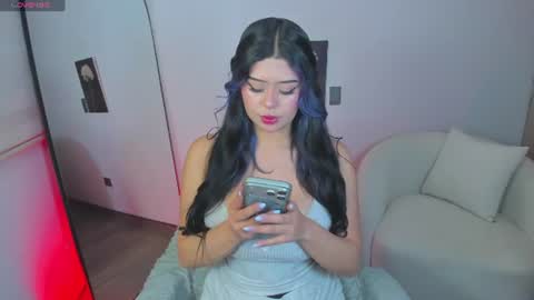 your loveee  online show from July 4, 6:48 am