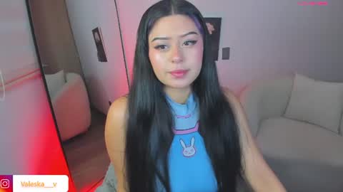 your loveee  online show from July 22, 7:55 am