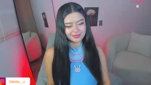 your loveee  online show from July 22, 9:00 am