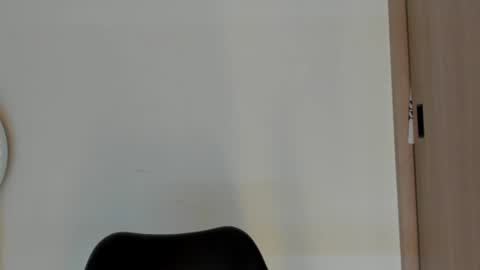 valezny69 online show from August 12, 2:47 am