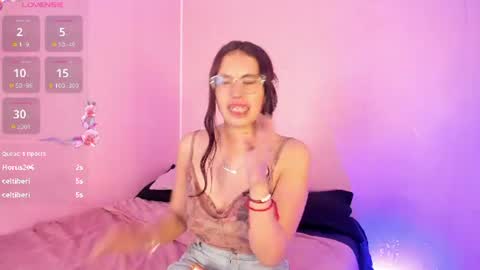 valk_diaz online show from August 2, 10:33 am