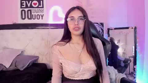 valk_diaz online show from August 3, 2:35 pm