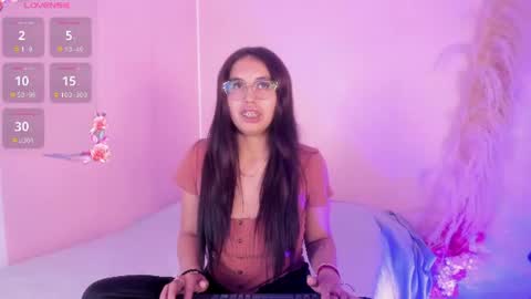 valk_diaz online show from August 9, 4:35 am
