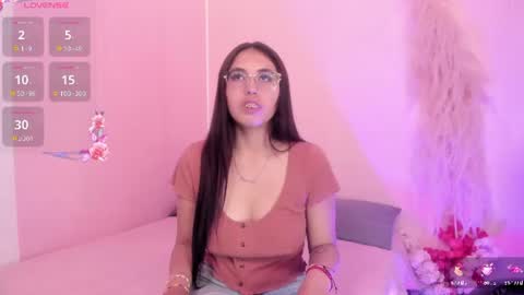 valk_diaz online show from August 11, 4:36 am