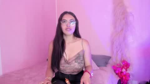 valk_diaz online show from August 13, 5:21 am