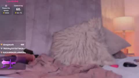 valka_doll online show from August 8, 9:37 pm