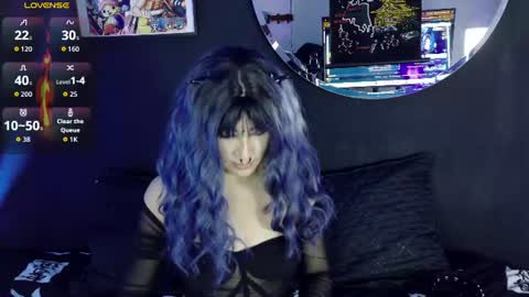  x  online show from July 29, 4:08 am