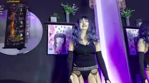  x  online show from July 30, 1:57 am