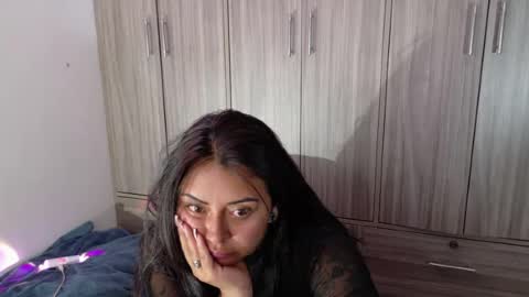 valkiria_rose1 online show from August 9, 9:43 am