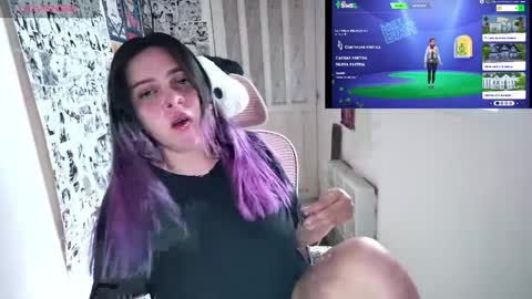 Im Violet online show from April 7, 10:19 pm