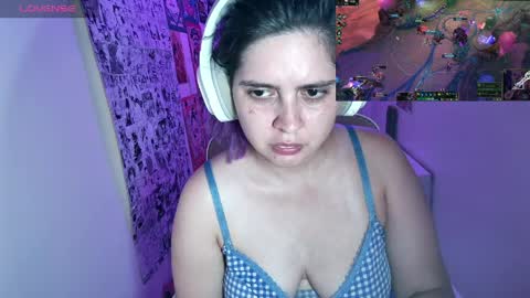 Im Violet online show from April 11, 3:06 am