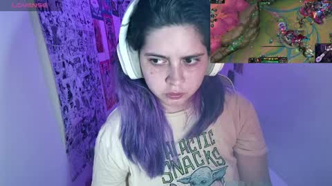 Im Violet online show from April 12, 11:51 pm