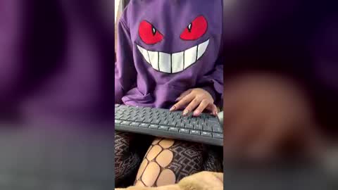 ValuCoffeuwu online show from August 4, 3:14 am