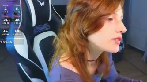 Vampi online show from June 28, 6:44 pm