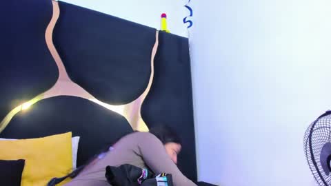 Vane online show from August 3, 1:18 pm