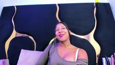 Vane online show from August 3, 2:24 pm