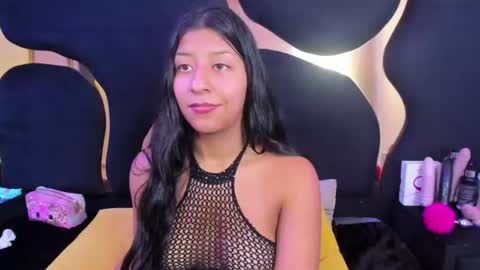 Vane online show from August 10, 5:58 pm