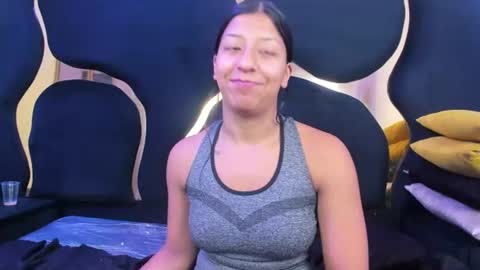 Vane online show from August 14, 6:44 pm