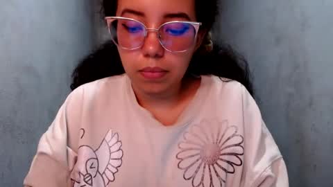 vanellopeschweetz online show from August 5, 8:07 pm