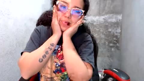 vanellopeschweetz online show from August 11, 5:15 pm