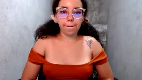 vanellopeschweetz online show from August 13, 7:50 pm